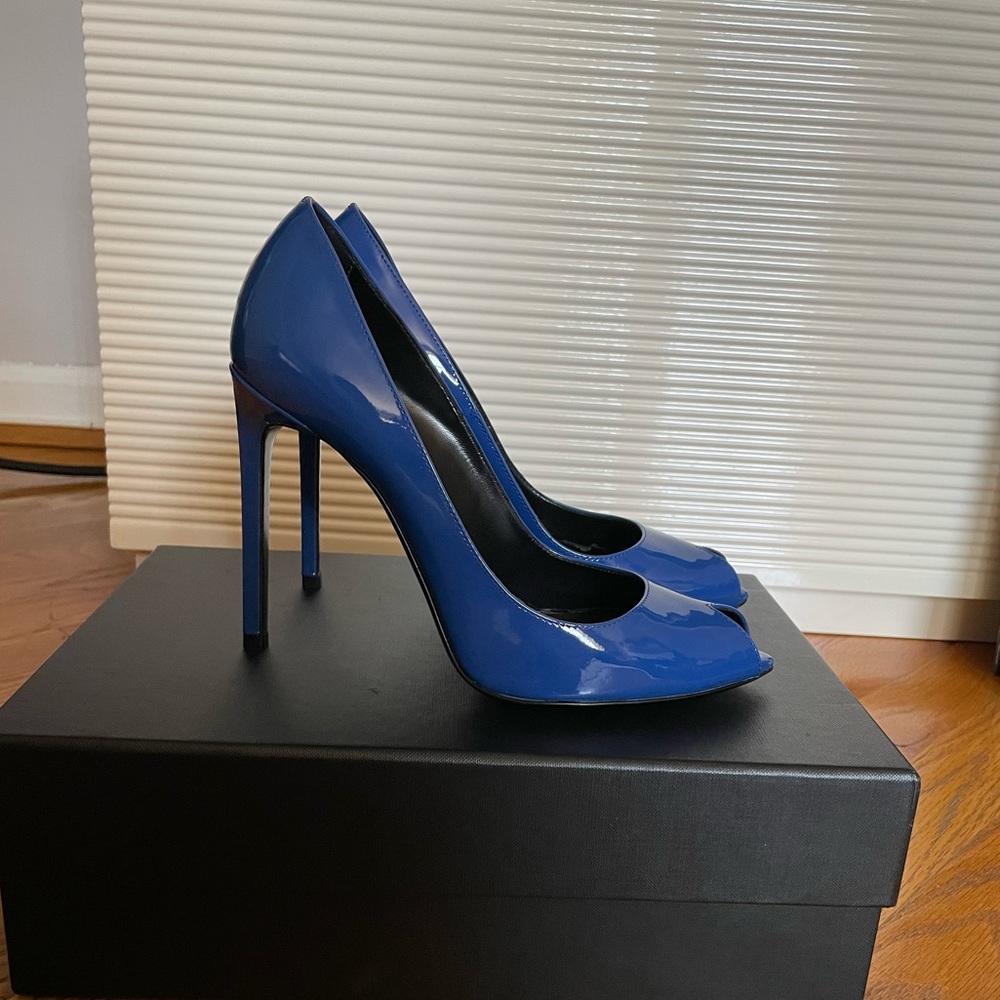 Ysl Pumps - image 1